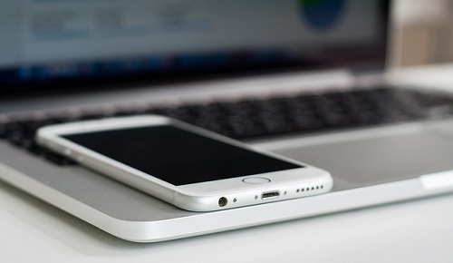 technology computer smartphone - copyright pexels pixabay